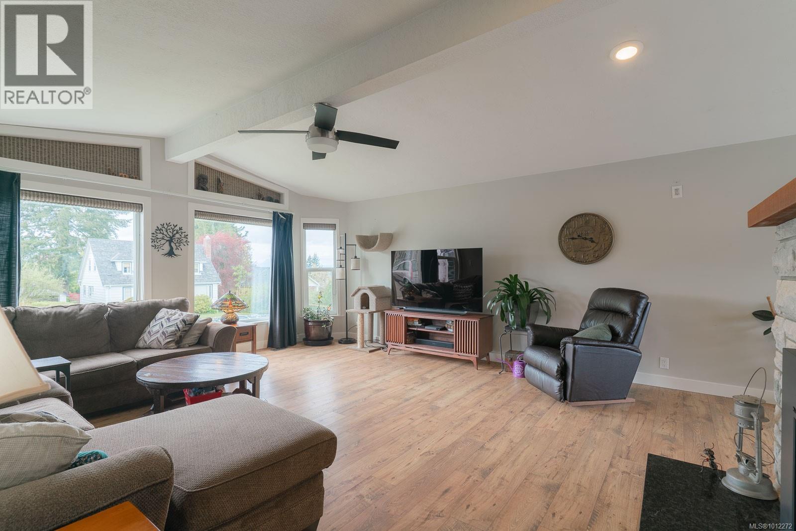 Photo 6 of 3055 9th Ave, Port Alberni BC