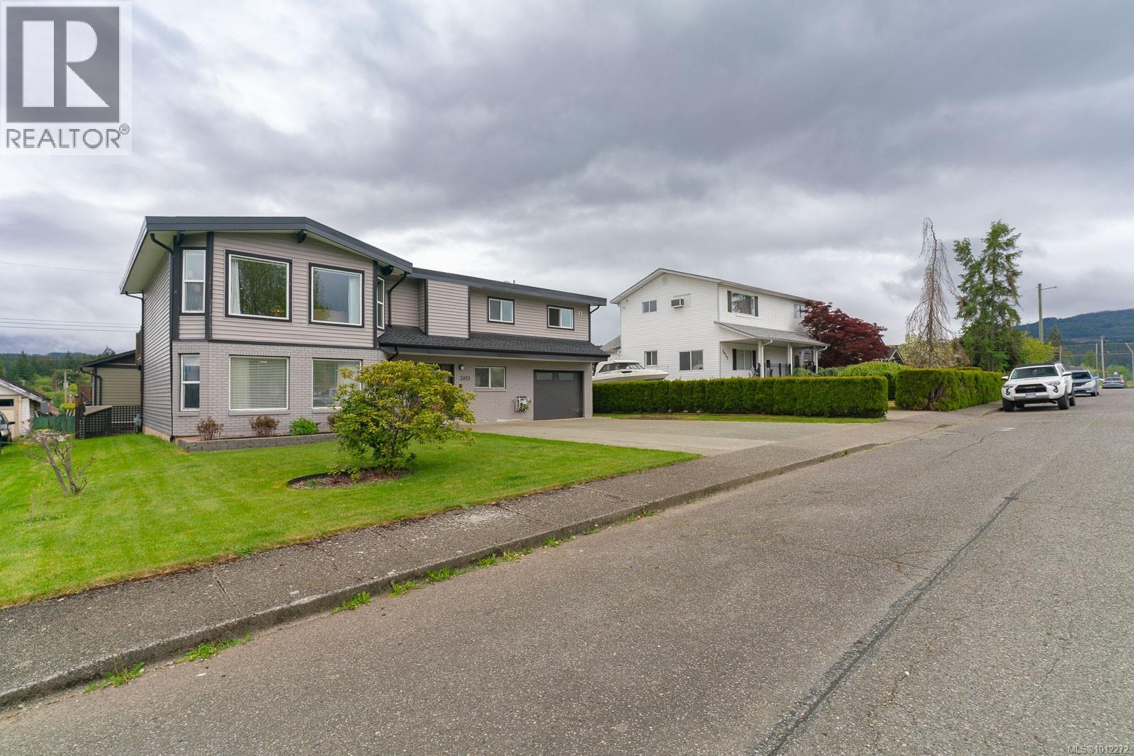 Photo 7 of 3055 9th Ave, Port Alberni BC