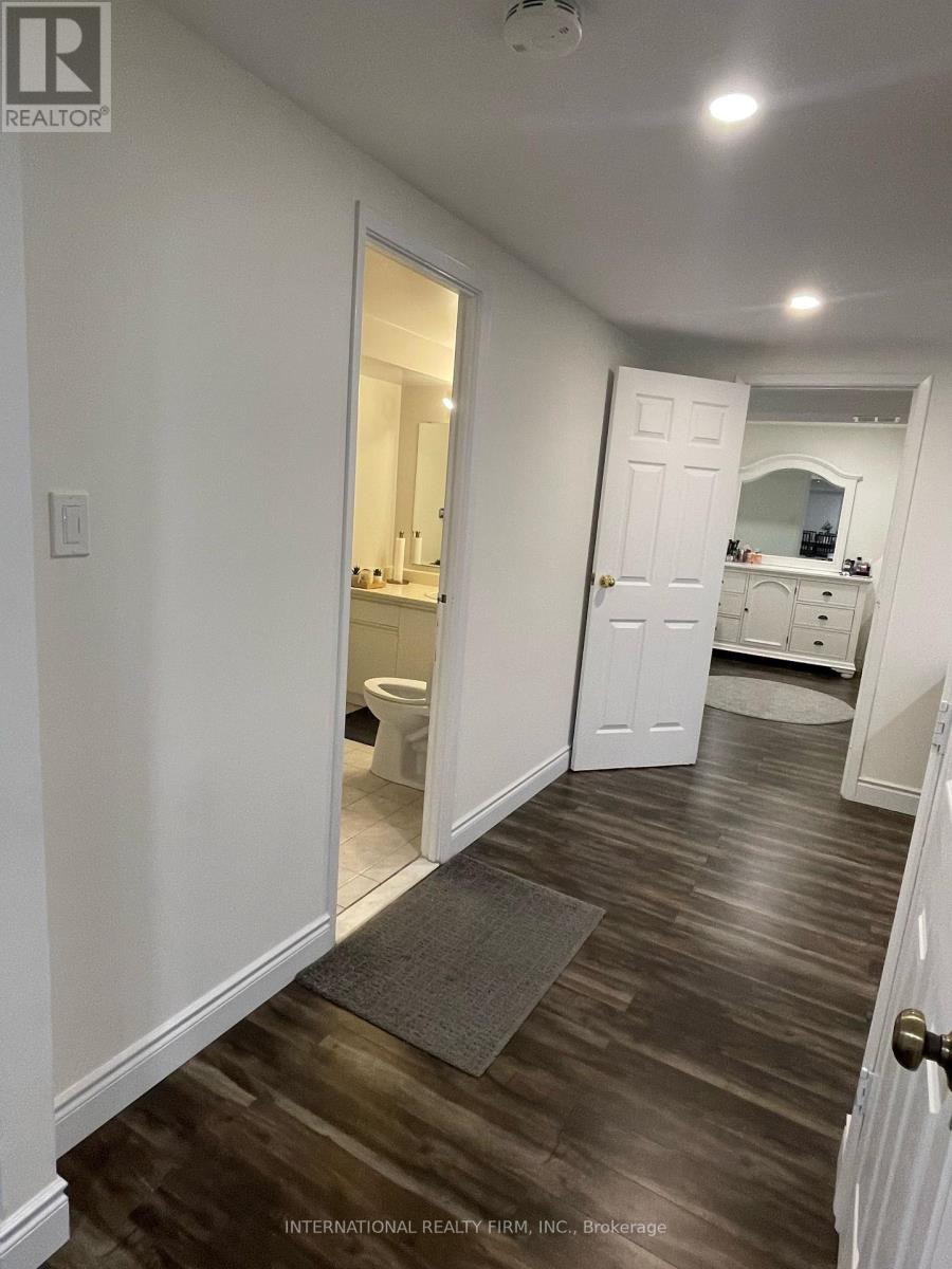 Photo 18 of Basement 141 Kemano Road, Aurora ON