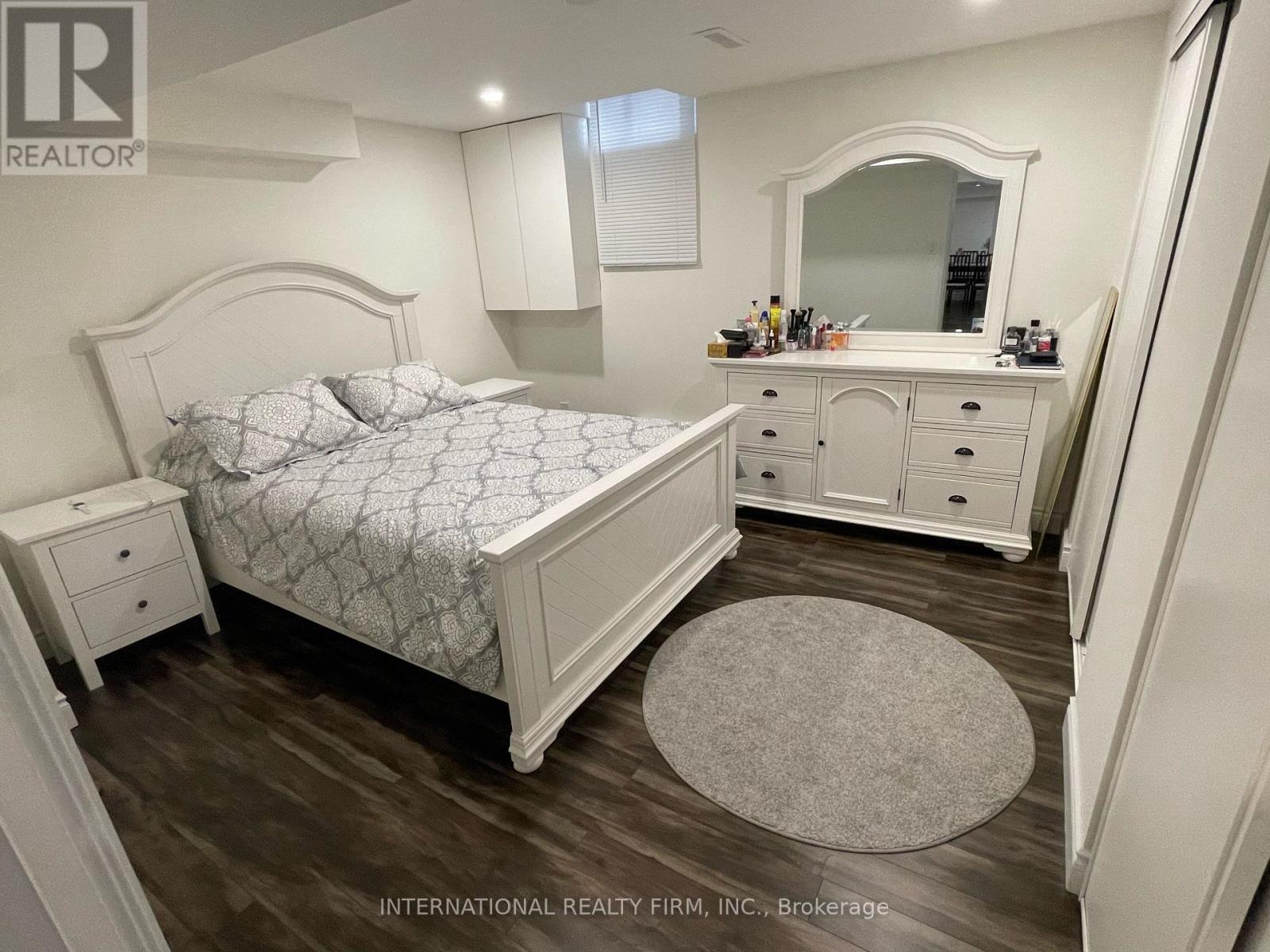 Photo 3 of Basement 141 Kemano Road, Aurora ON