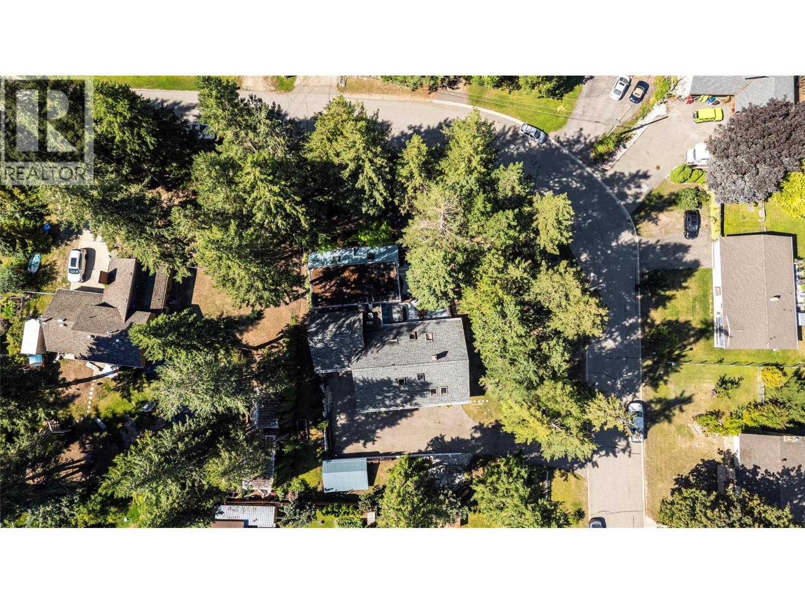  2530 4 Avenue Northeast, Salmon Arm