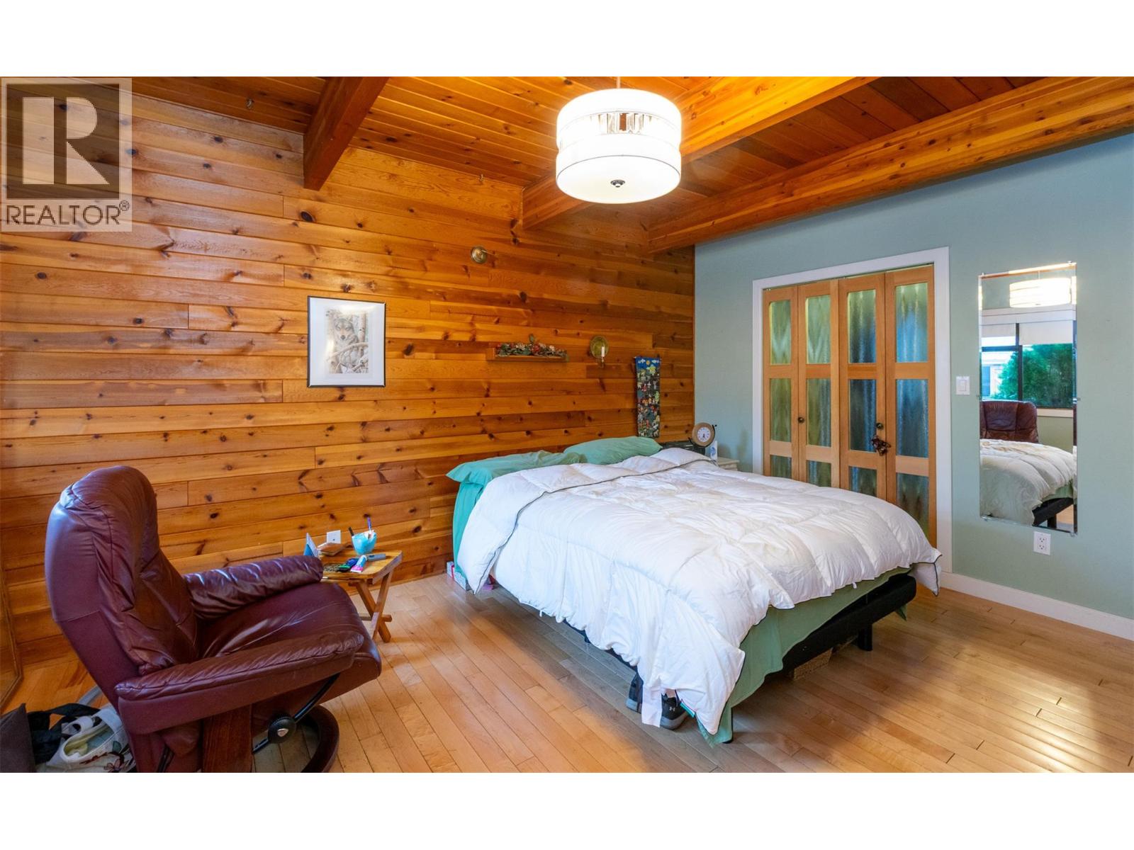  2530 4 Avenue Northeast, Salmon Arm