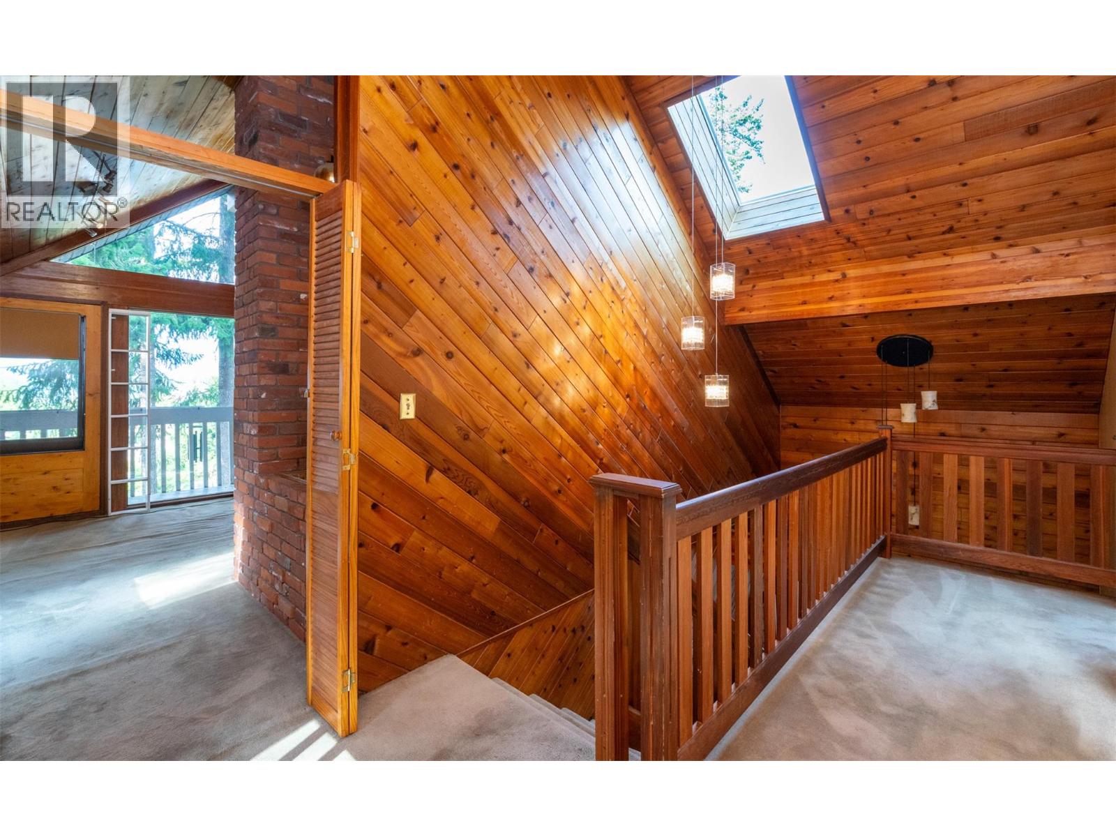  2530 4 Avenue Northeast, Salmon Arm