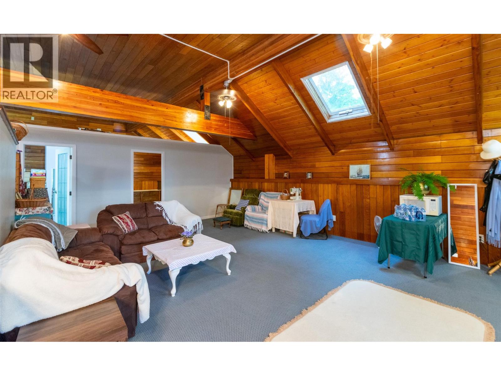  2530 4 Avenue Northeast, Salmon Arm