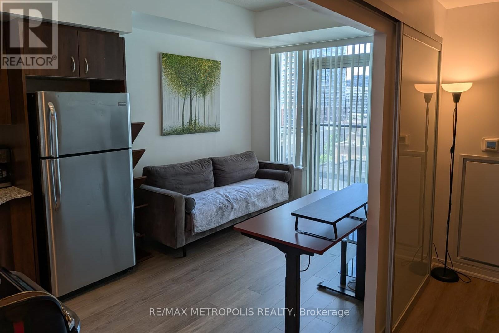 Photo 18 of 813 55 East Liberty Street, Toronto ON