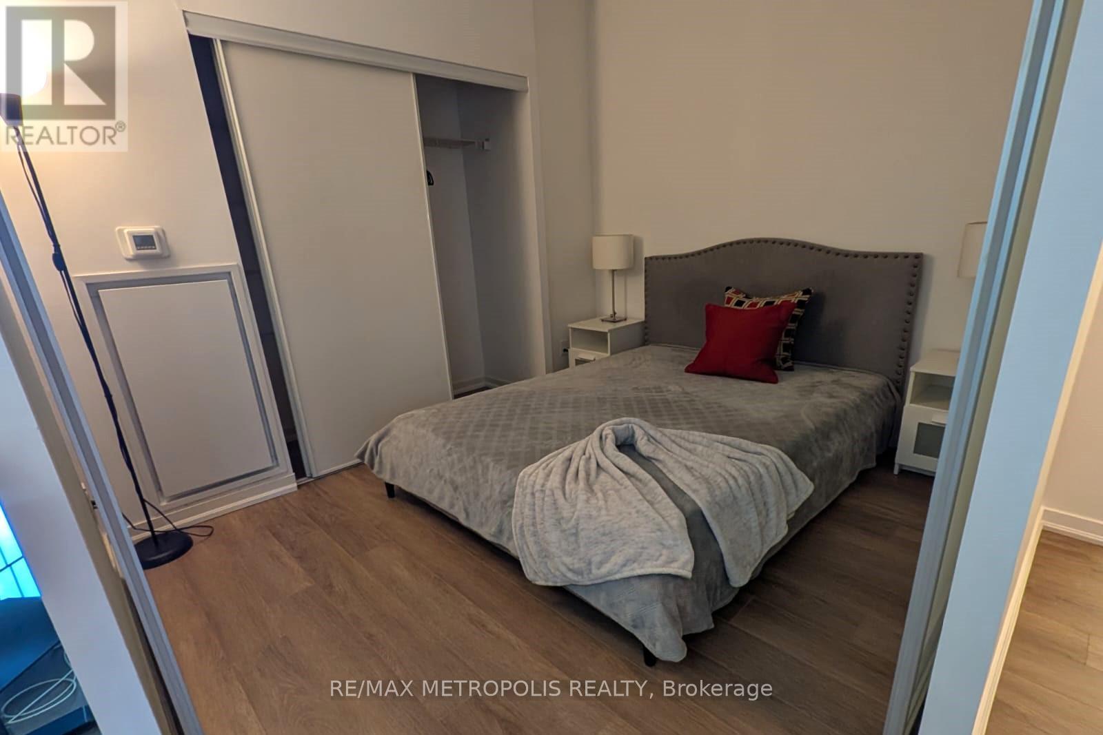 Photo 7 of 813 55 East Liberty Street, Toronto ON