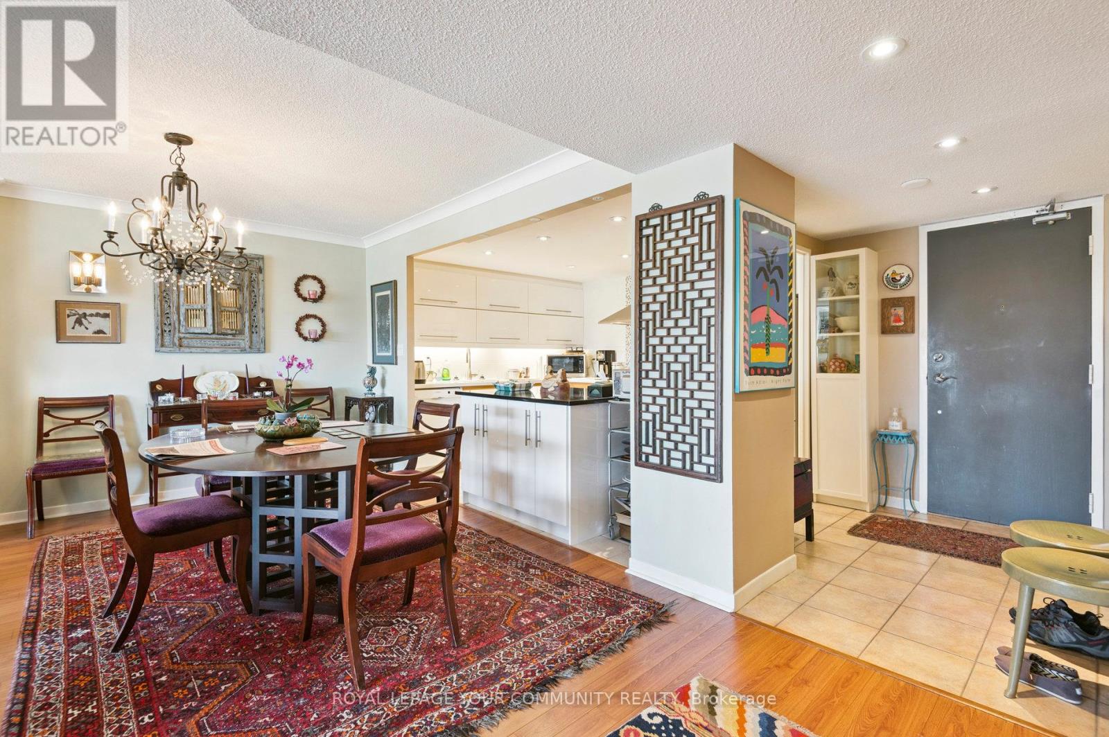 Photo 10 of 603 135 George Street S, Toronto ON