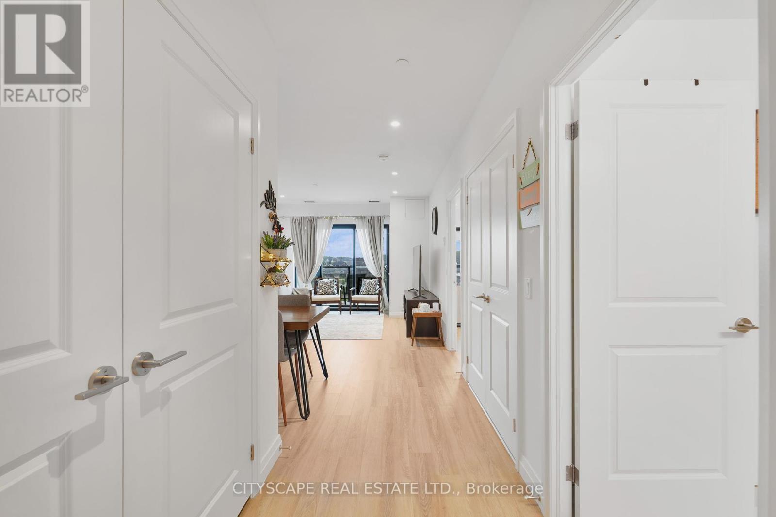 Photo 17 of 802 525 New Dundee Road, Kitchener ON