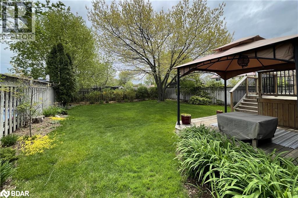 Photo 19 of 780 Woodward Avenue, Milton ON