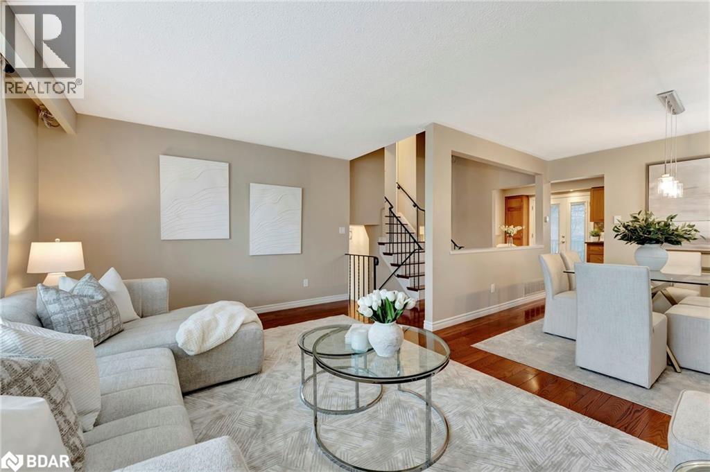 Photo 29 of 780 Woodward Avenue, Milton ON