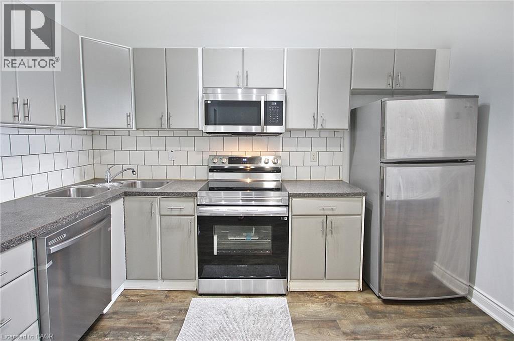Photo 9 of 590 Main Street E Unit 4, Hamilton ON