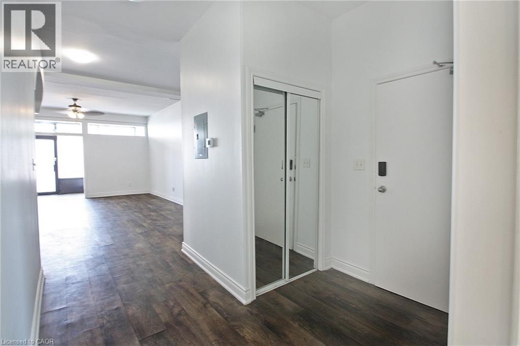 Photo 2 of 590 Main Street E Unit 4, Hamilton ON