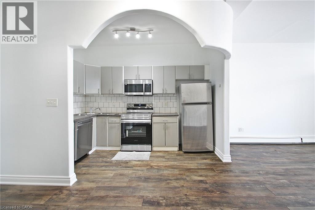Photo 4 of 590 Main Street E Unit 4, Hamilton ON