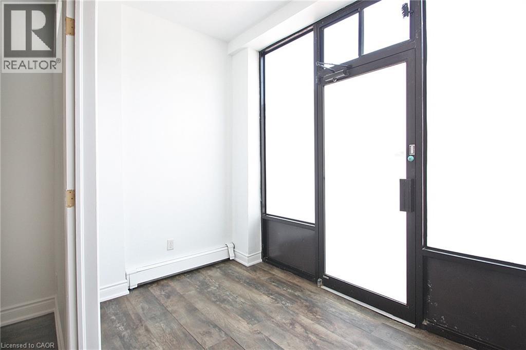 Photo 19 of 590 Main Street E Unit 4, Hamilton ON
