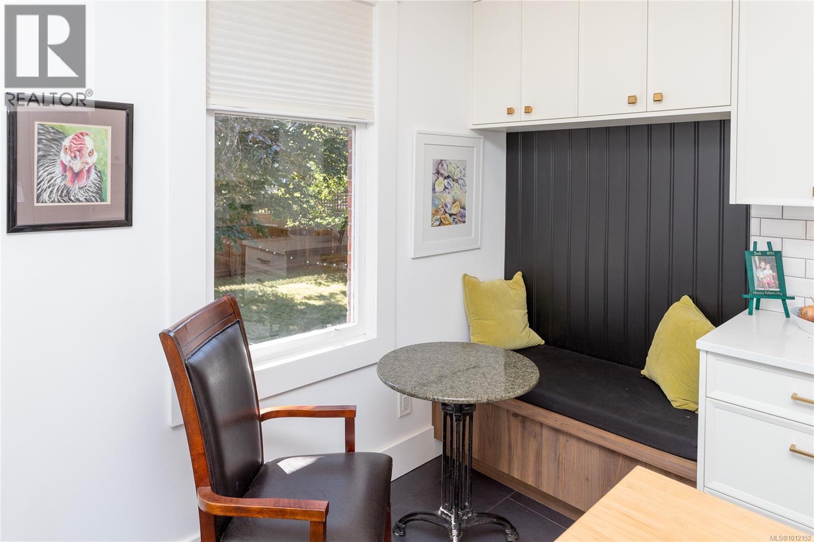  1555 Ash Road, Saanich