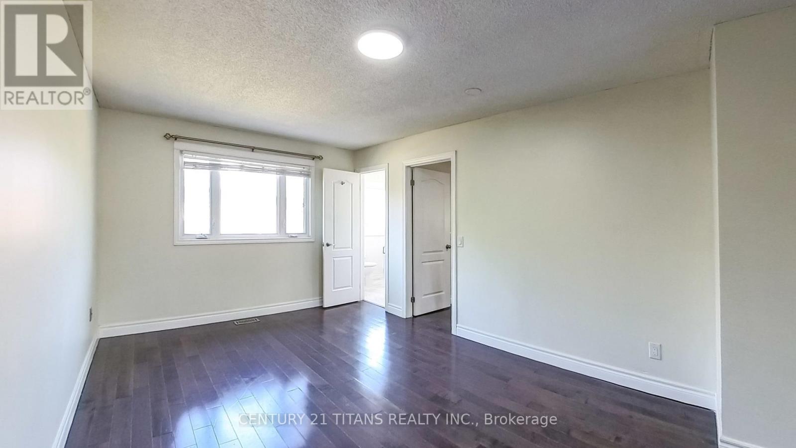 Photo 4 of 1597 Amberlea Road, Pickering ON