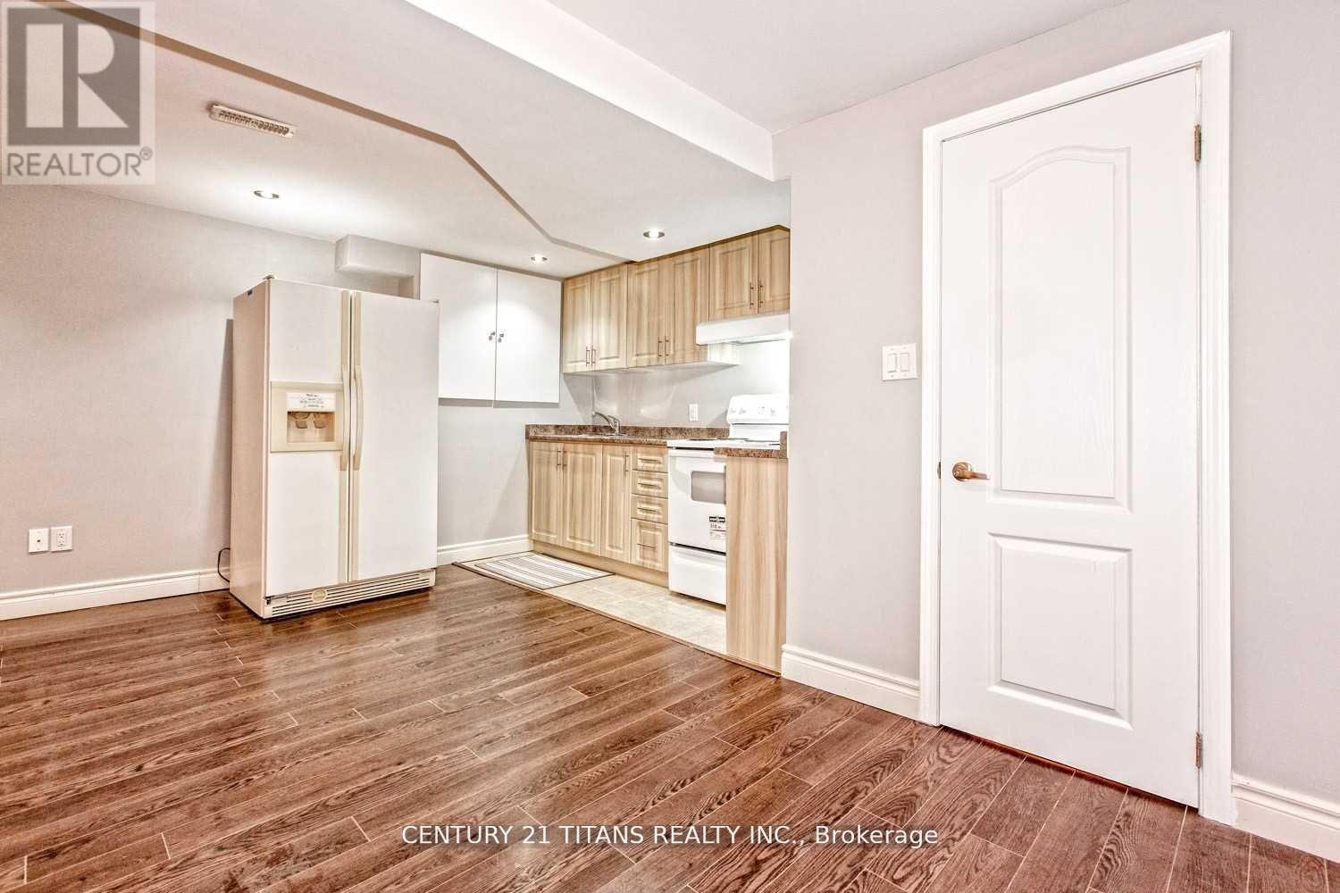 Photo 13 of 1597 Amberlea Road, Pickering ON