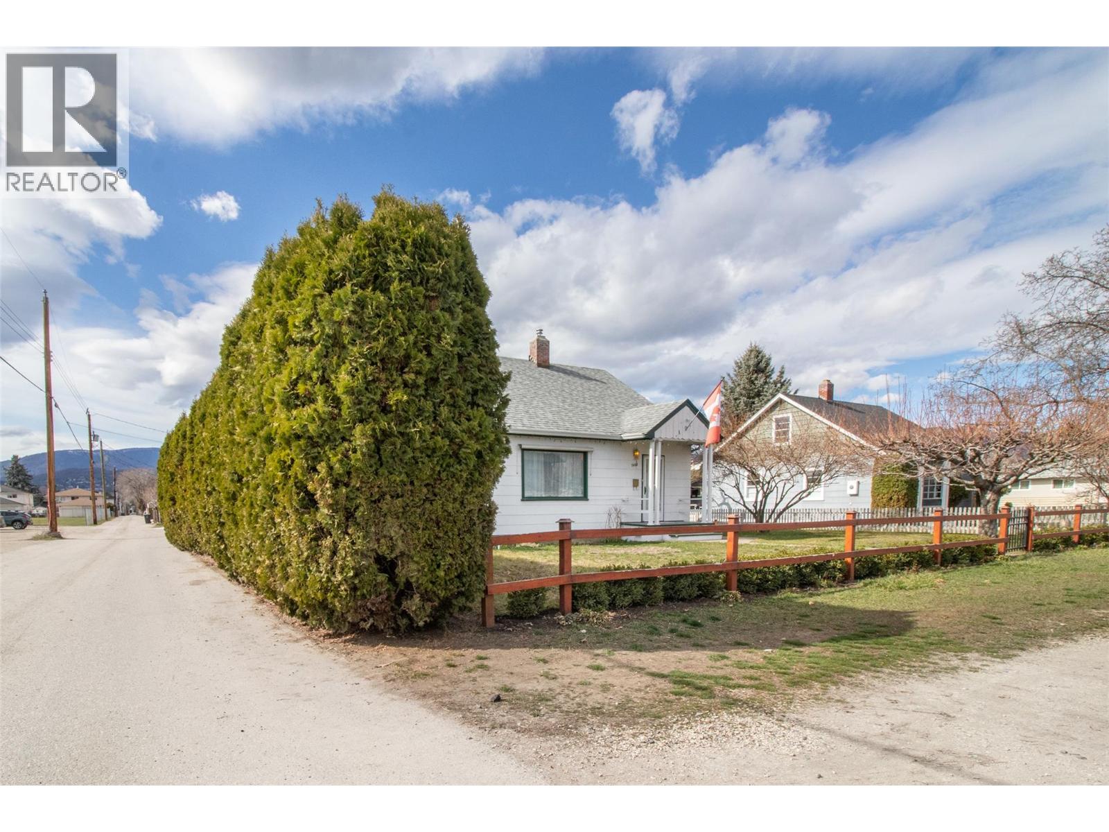  1408 Graham Street, Kelowna