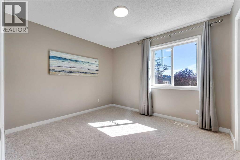 Photo 2 of 209 Sagewood Grove Sw, Airdrie AB