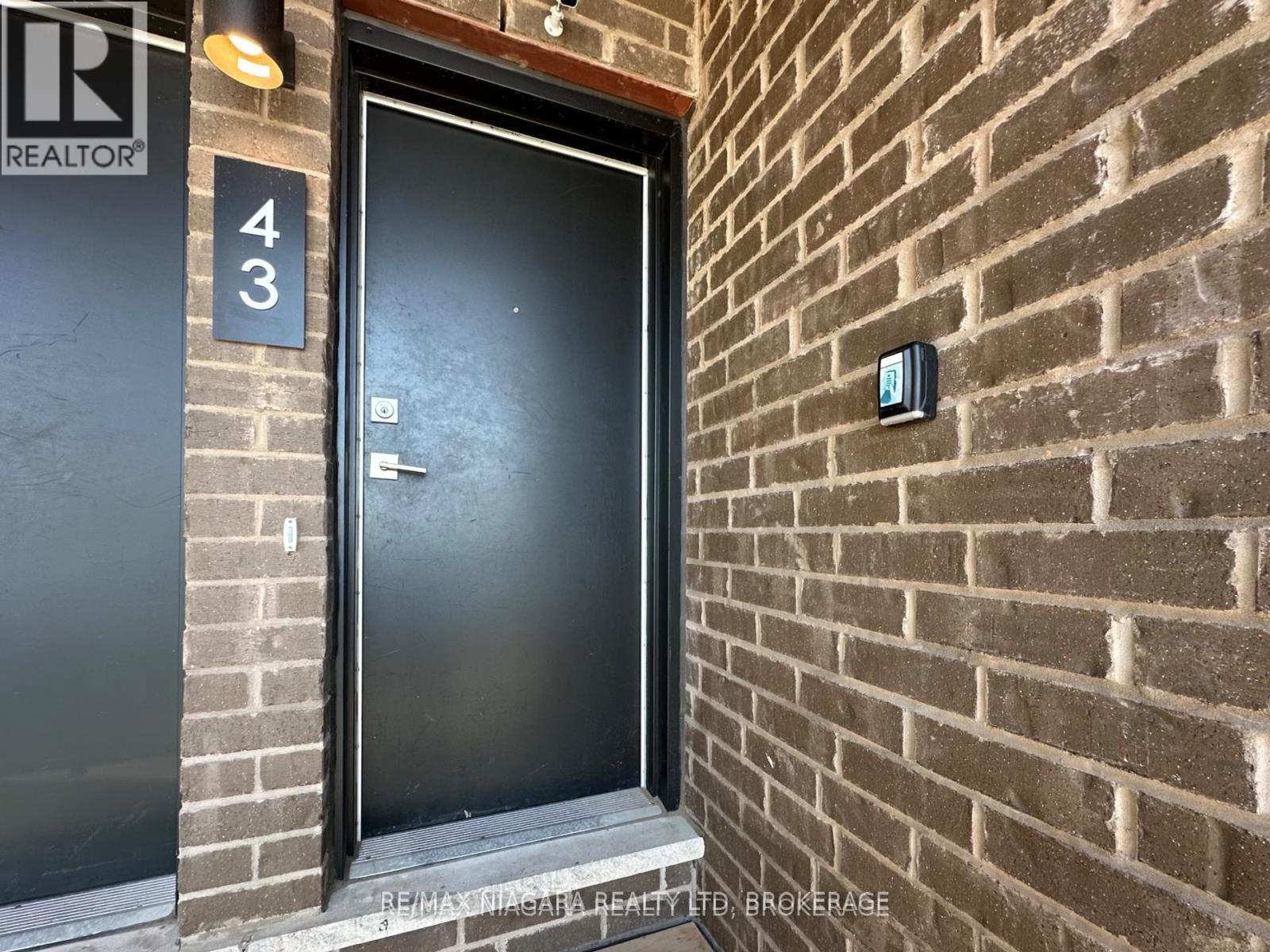 Photo 4 of Unit 43 6705 Cropp Street, Niagara Falls ON