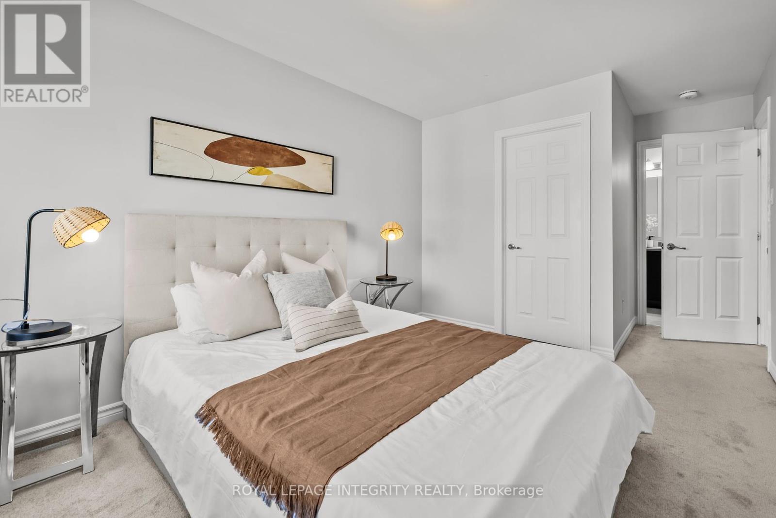 Photo 22 of 119 Pilot Private, Ottawa ON