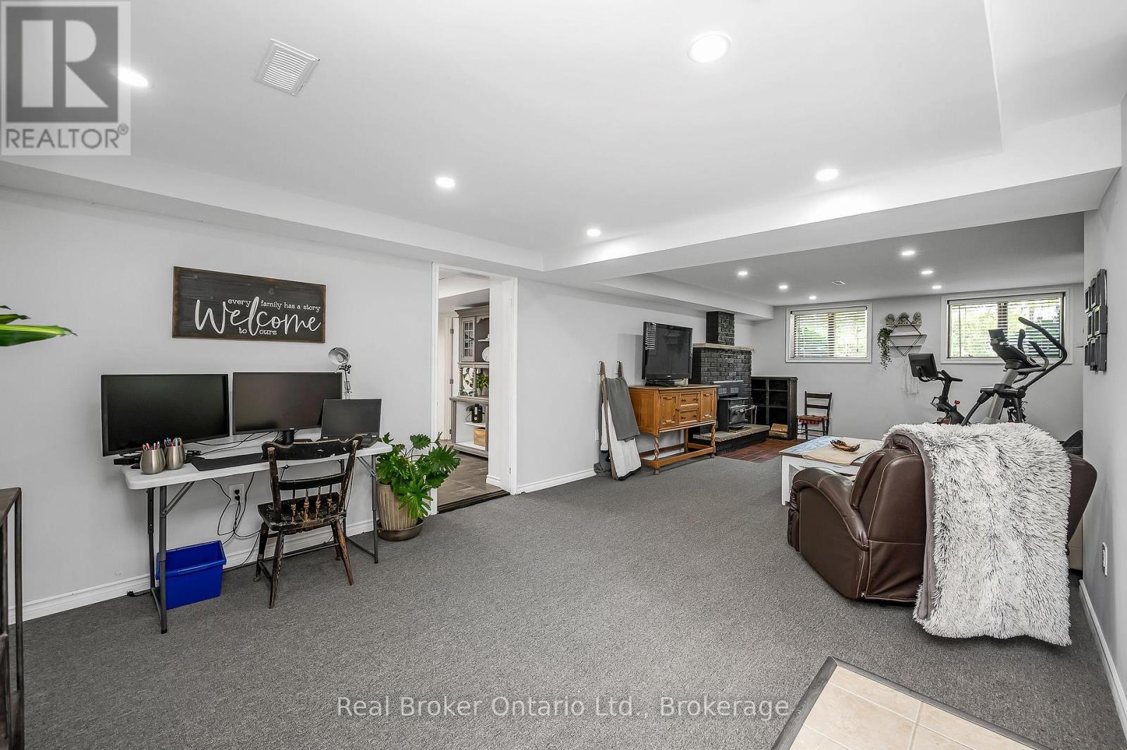 Photo 11 of 2859 Dominion Road, Fort Erie ON