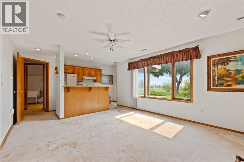 Photo 5 of 185 Lakeside Greens Drive, Chestermere AB