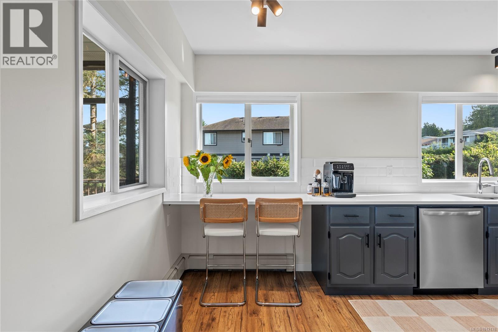 Photo 7 of 3258 Douglas St, Chemainus BC