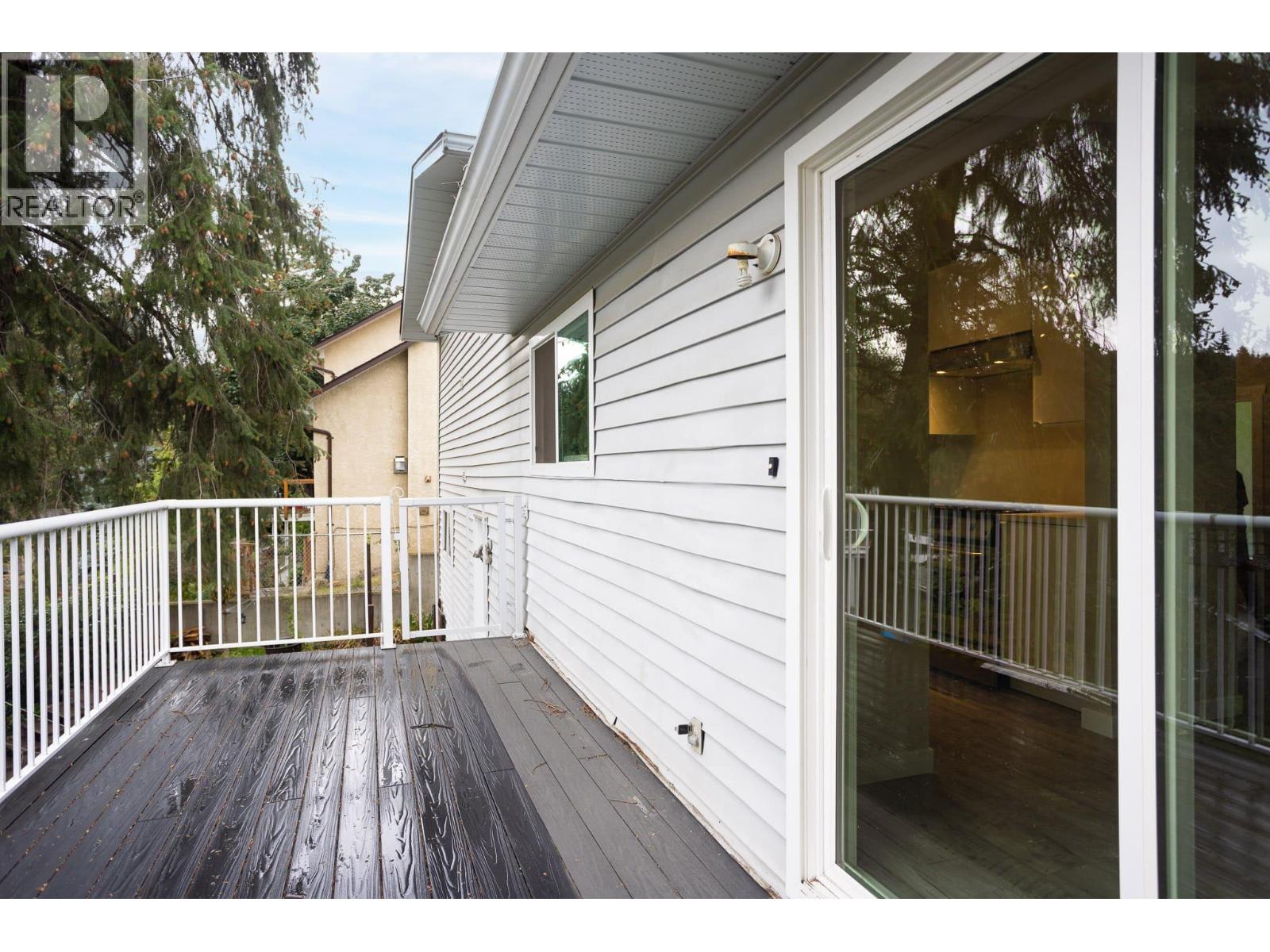 Photo 15 of 254 Terrace Drive, Kelowna BC