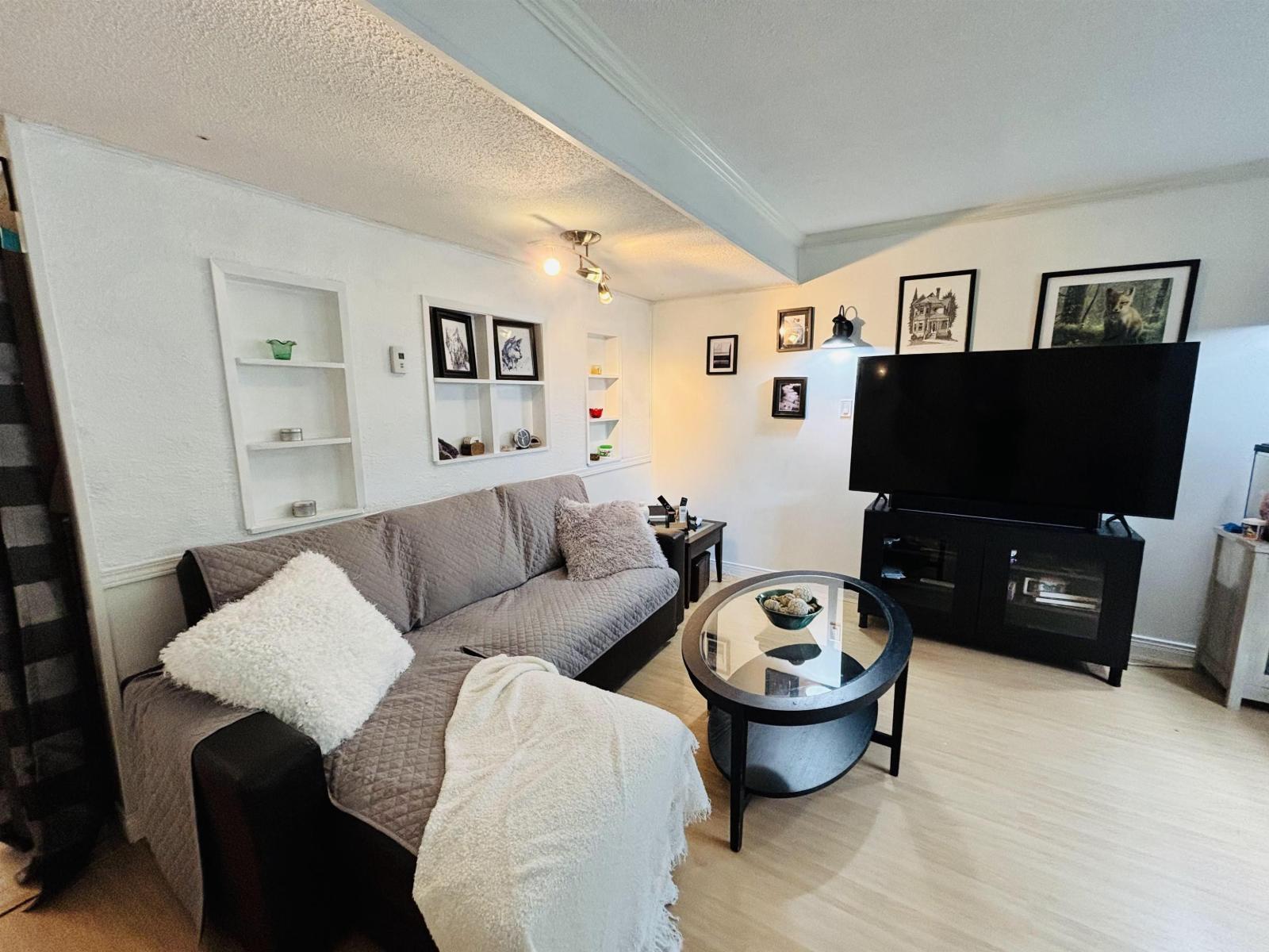 Photo 1 of 34 5231 204 Street, Langley BC