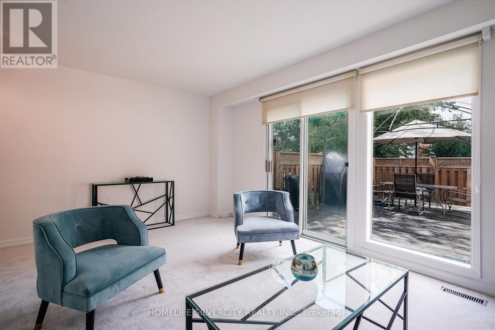 Photo 8 of 57 235 Bronte Street S, Milton ON