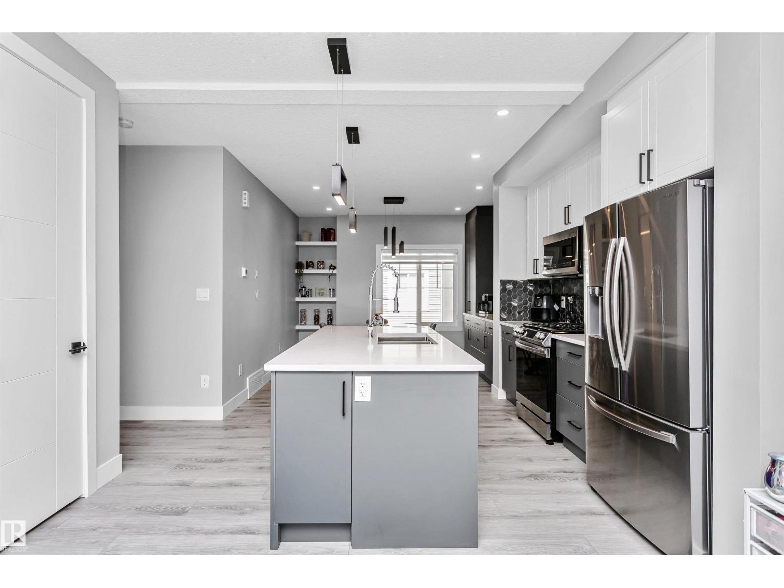 Photo 14 of 42 230 Edgemont Rd Nw, Edmonton AB