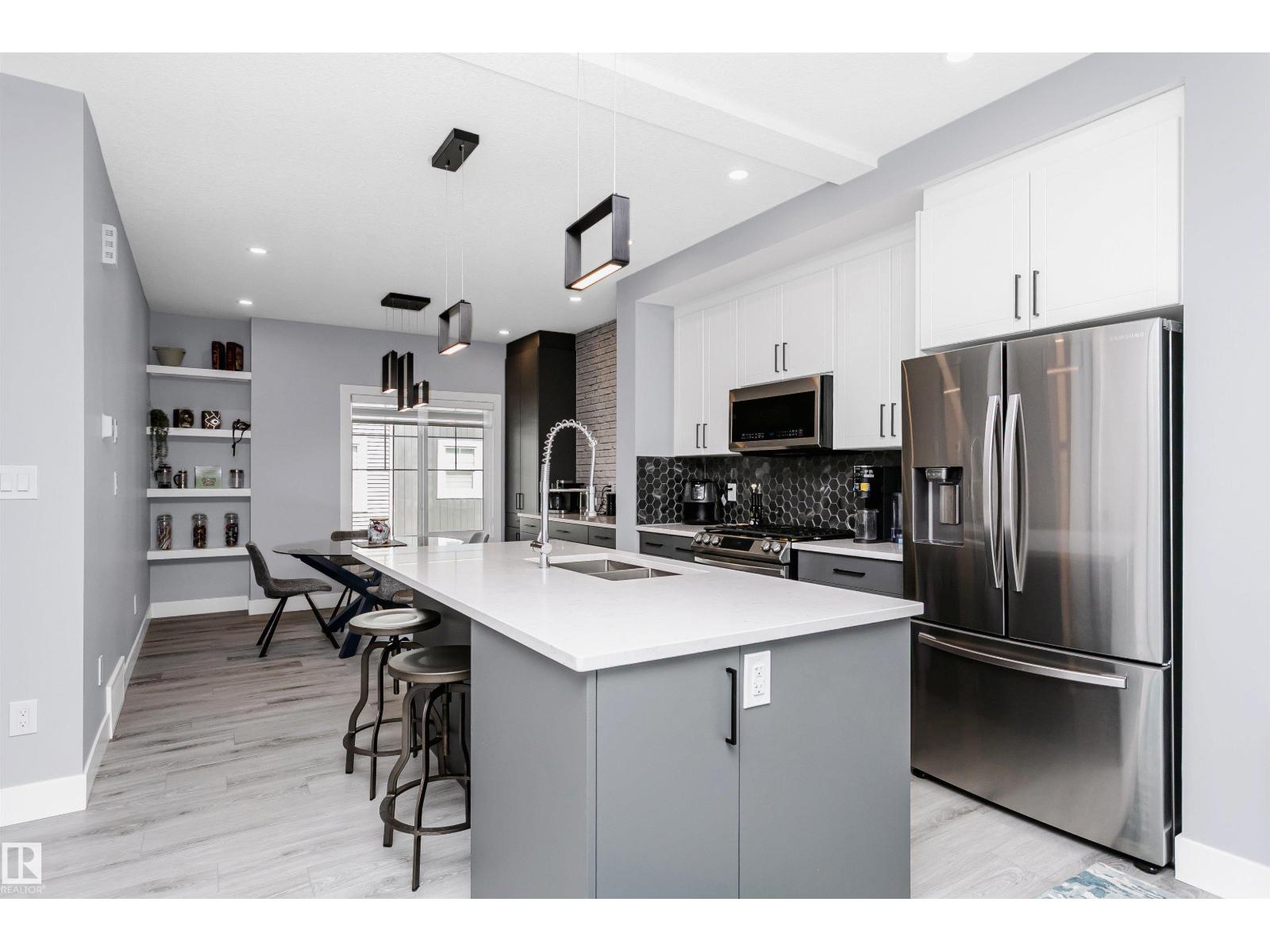 Photo 17 of 42 230 Edgemont Rd Nw, Edmonton AB