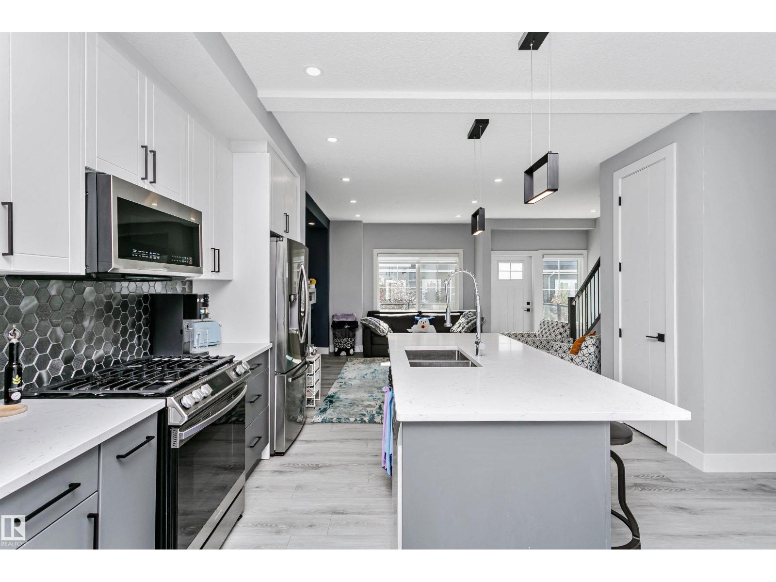 Photo 19 of 42 230 Edgemont Rd Nw, Edmonton AB