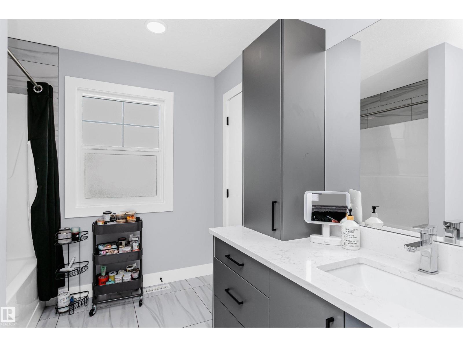Photo 42 of 42 230 Edgemont Rd Nw, Edmonton AB