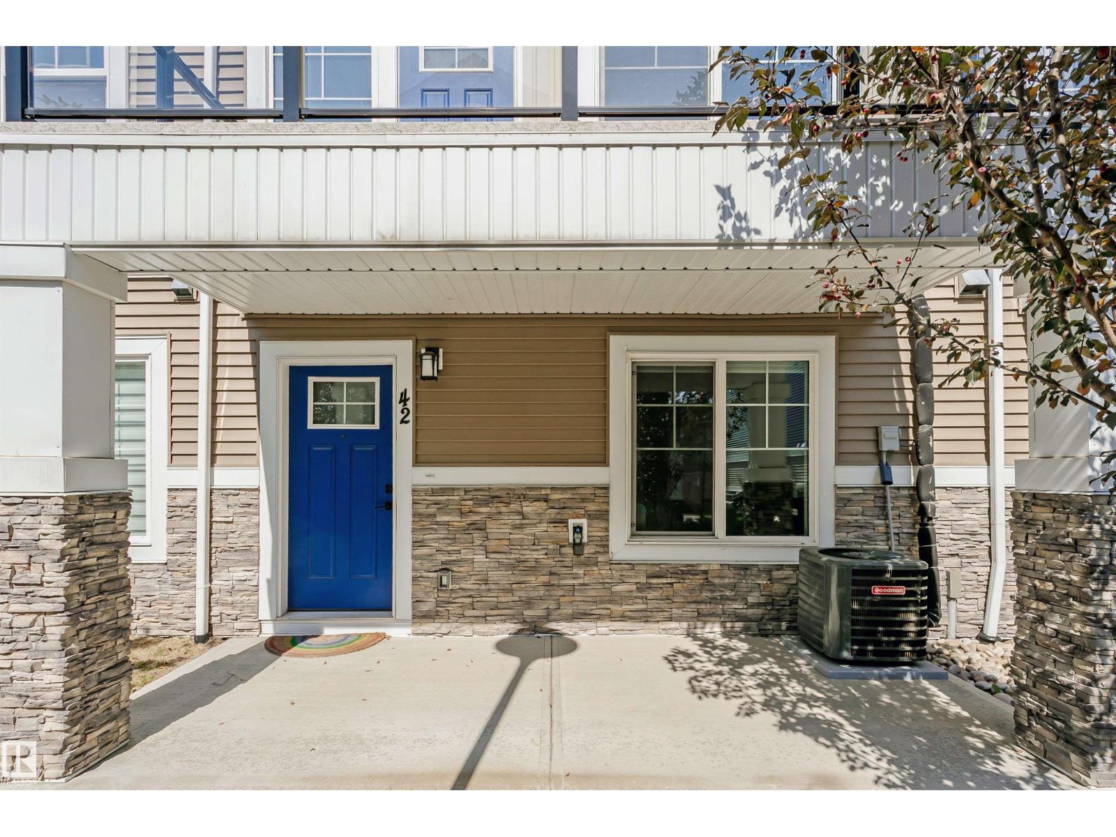 Photo 5 of 42 230 Edgemont Rd Nw, Edmonton AB