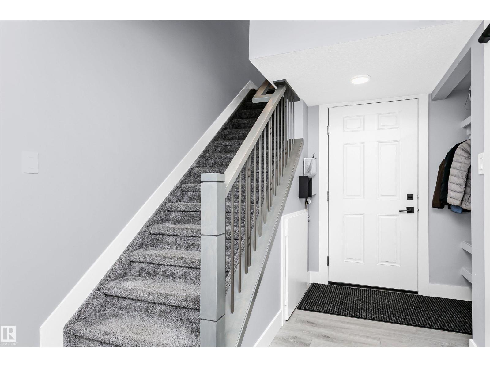 Photo 8 of 42 230 Edgemont Rd Nw, Edmonton AB