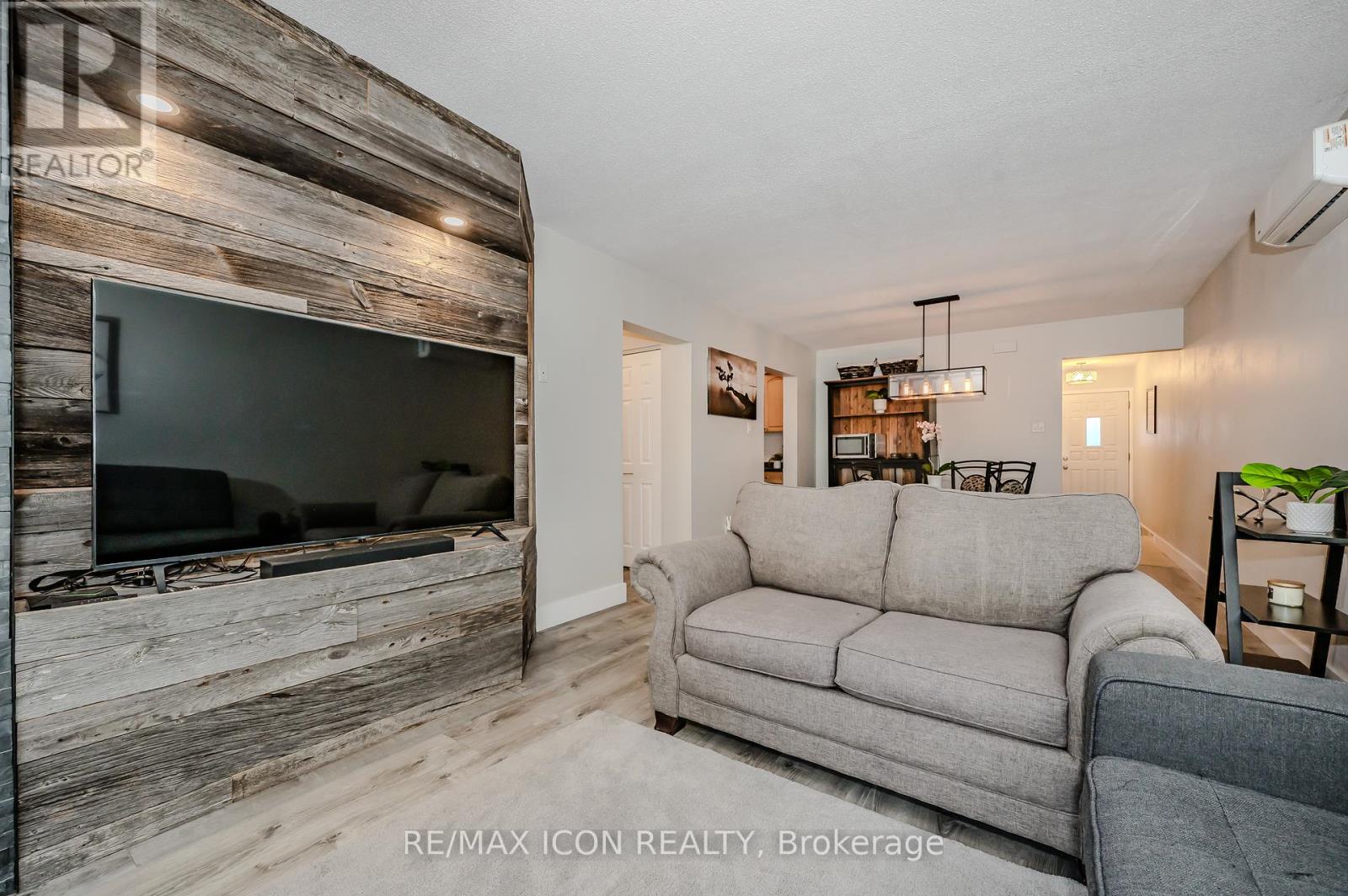 Photo 28 of 12 337 Kingswood Drive, Kitchener ON