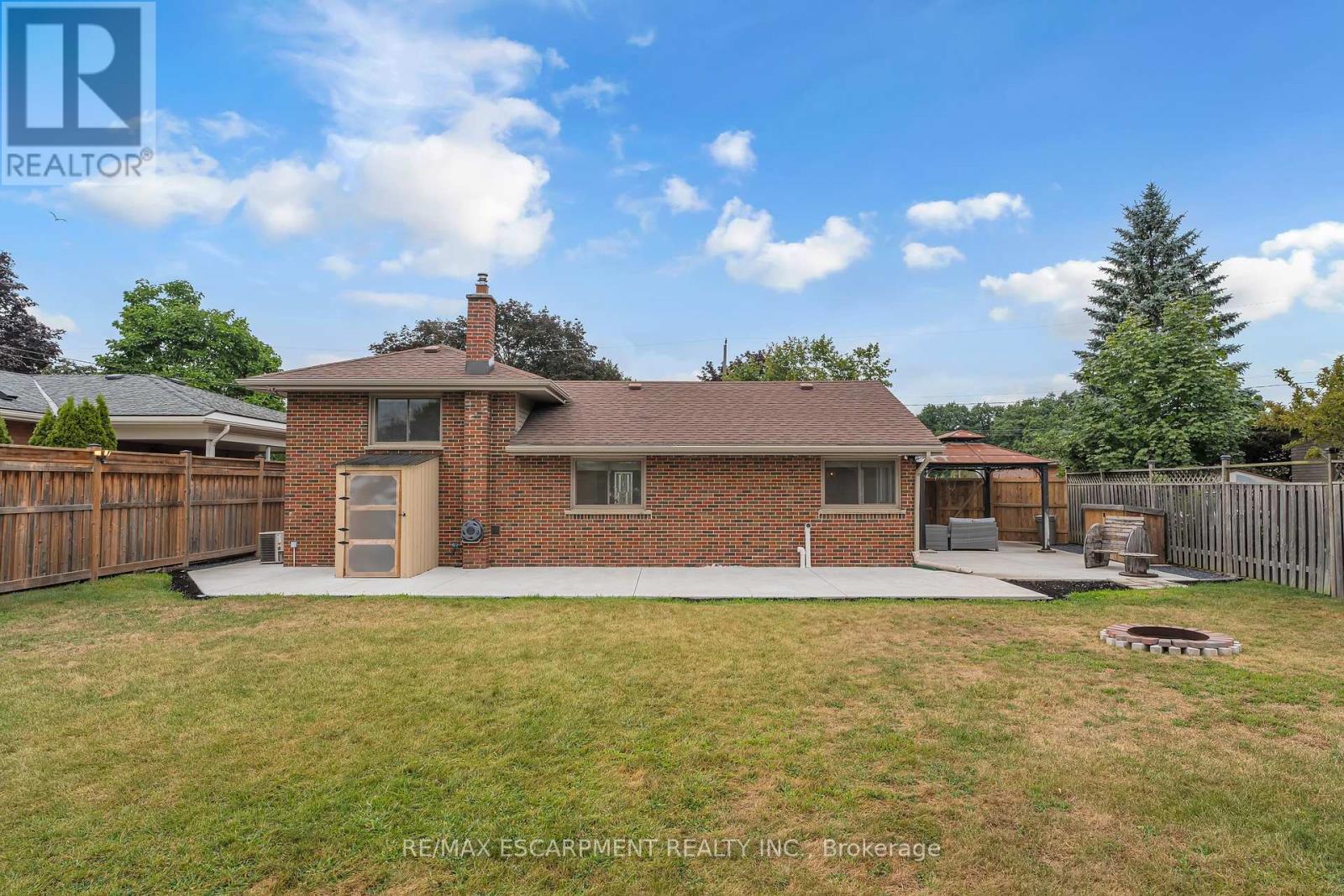 Photo 21 of 35 Hickery Place, Brantford ON
