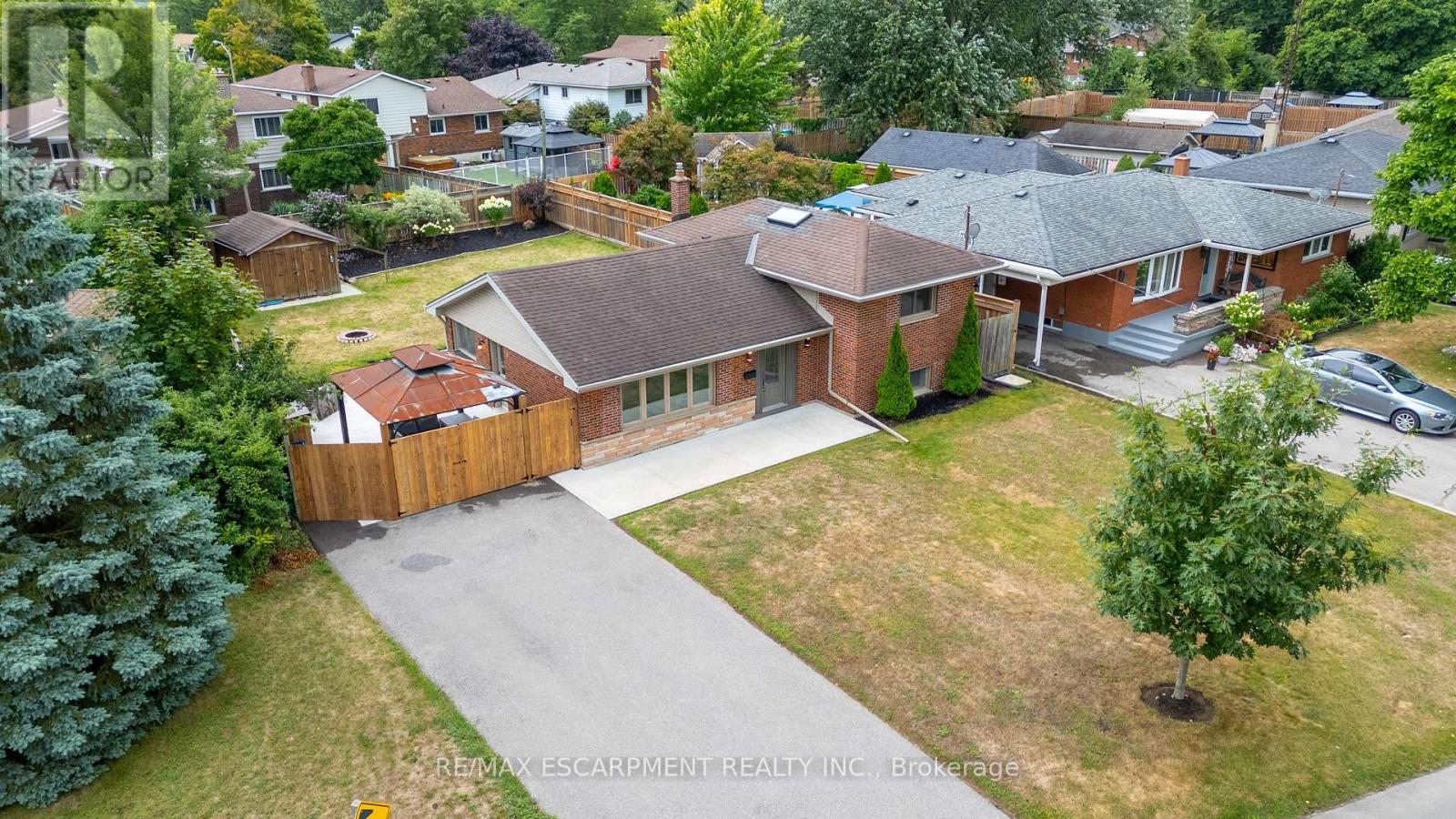 Photo 42 of 35 Hickery Place, Brantford ON