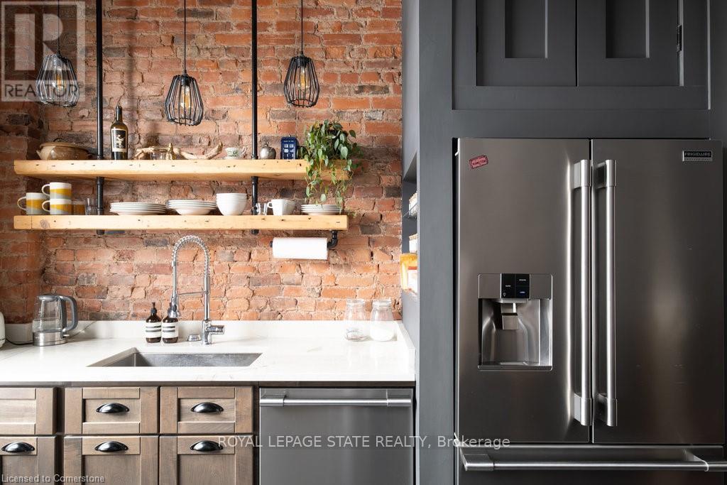 Photo 32 of 203 King Street E, Hamilton ON