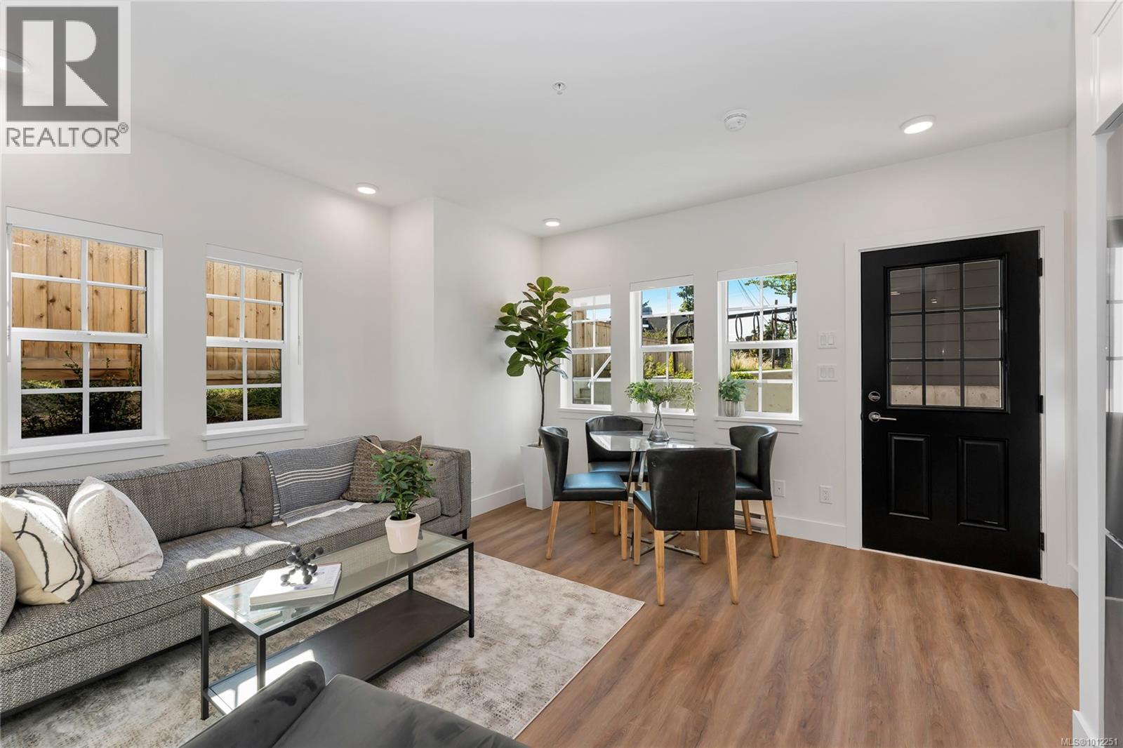 Photo 8 of 103 B 1224 Richardson St, Victoria BC
