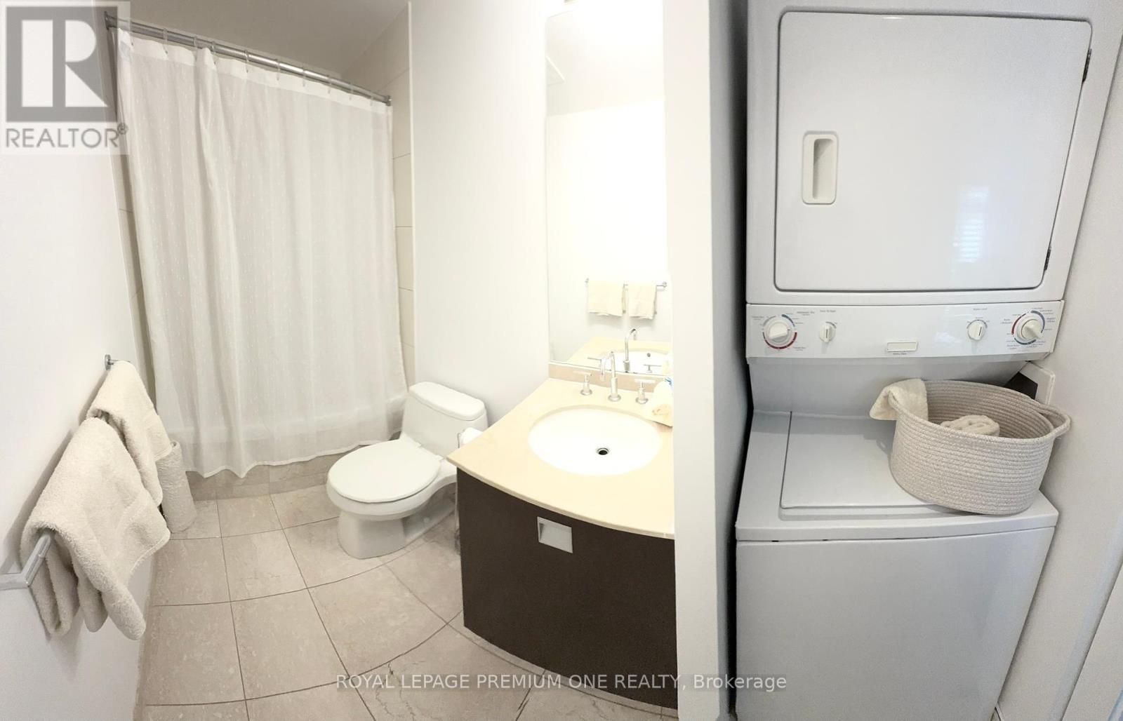 Photo 1 of 1908 33 Charles Street E, Toronto ON