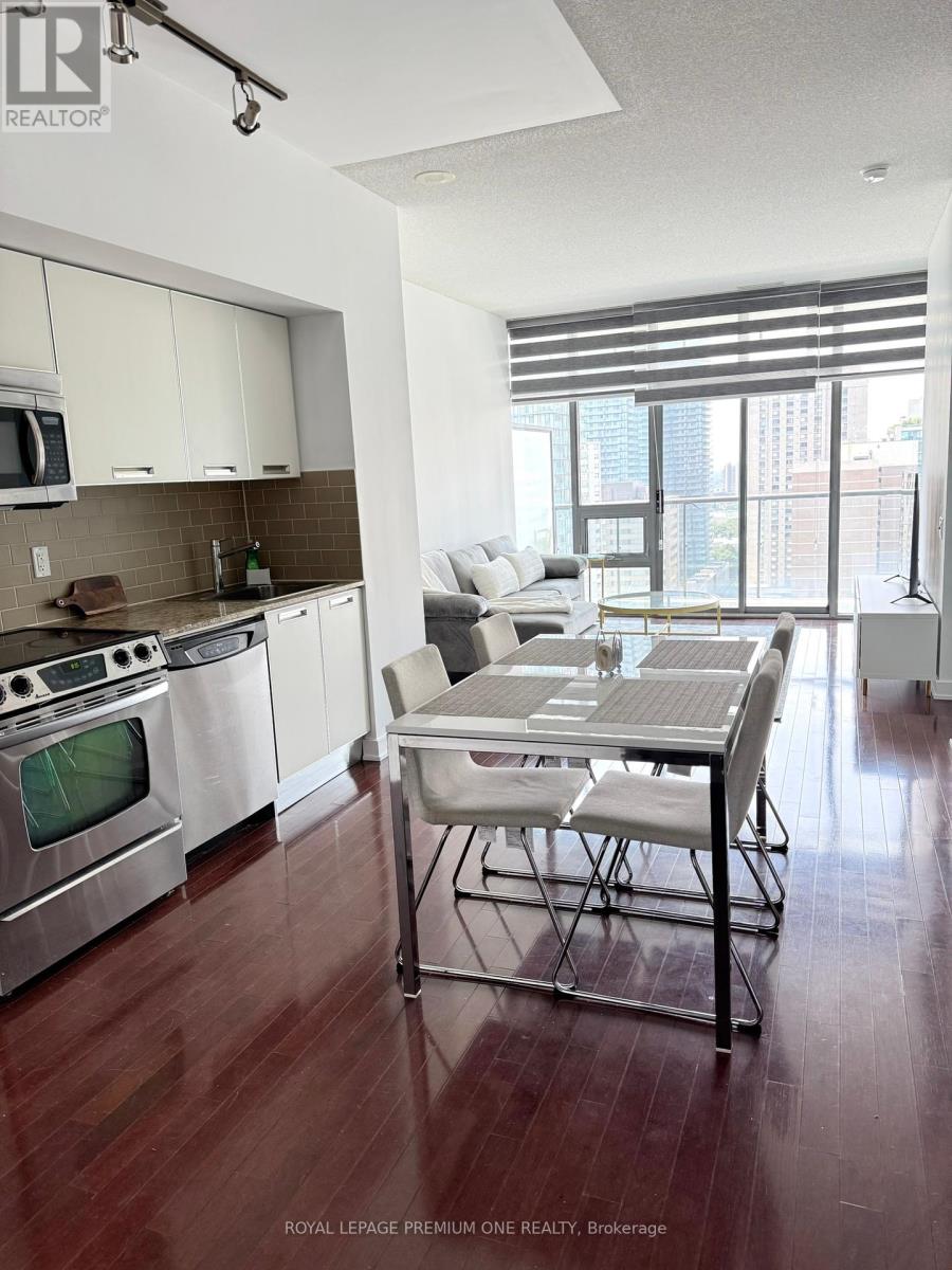 Photo 4 of 1908 33 Charles Street E, Toronto ON