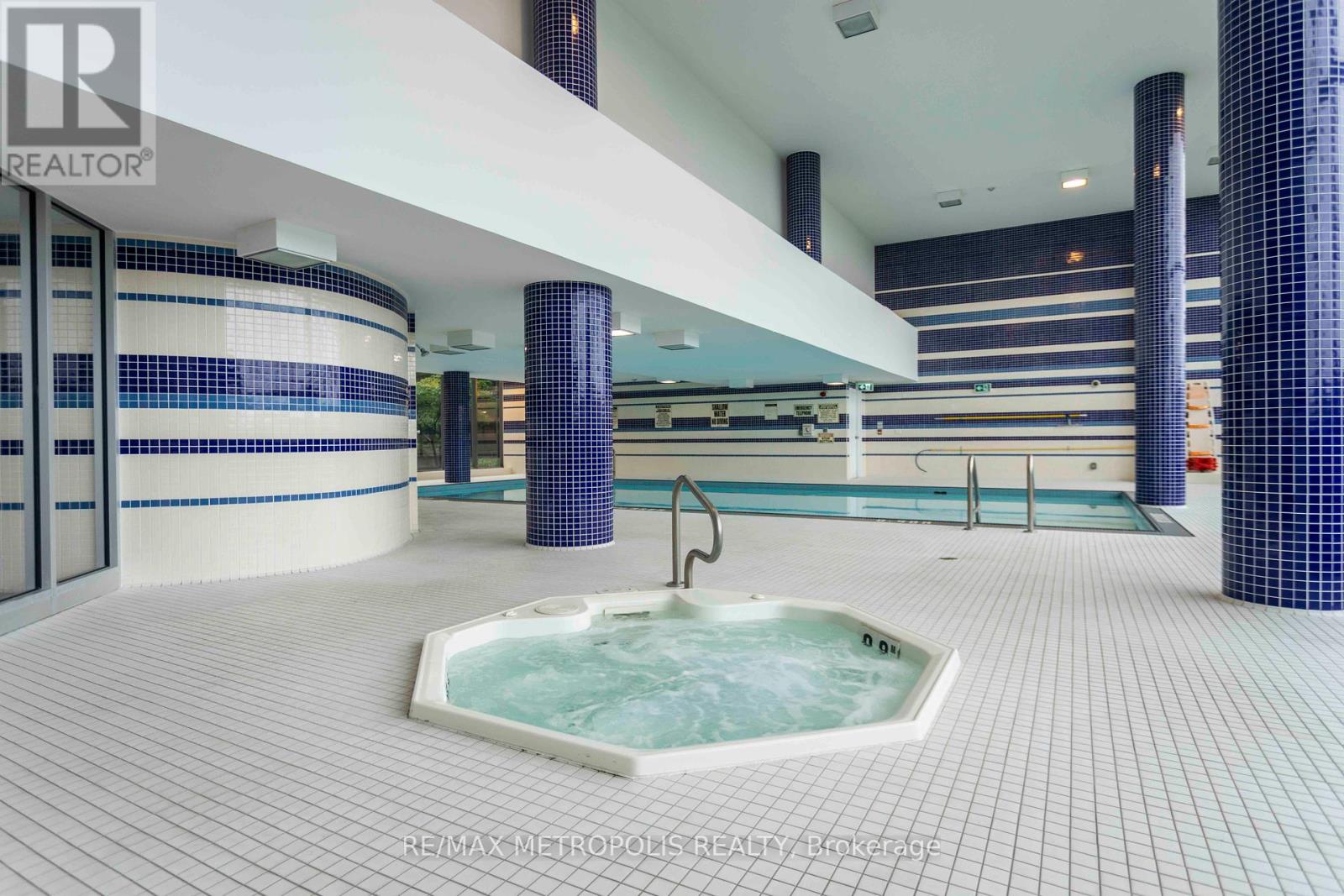 Photo 14 of 717 55 East Liberty Street, Toronto ON