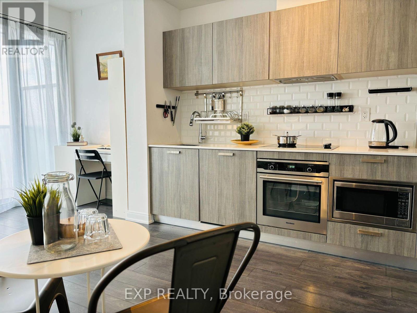Photo 7 of 4410 50 Charles Street E, Toronto ON
