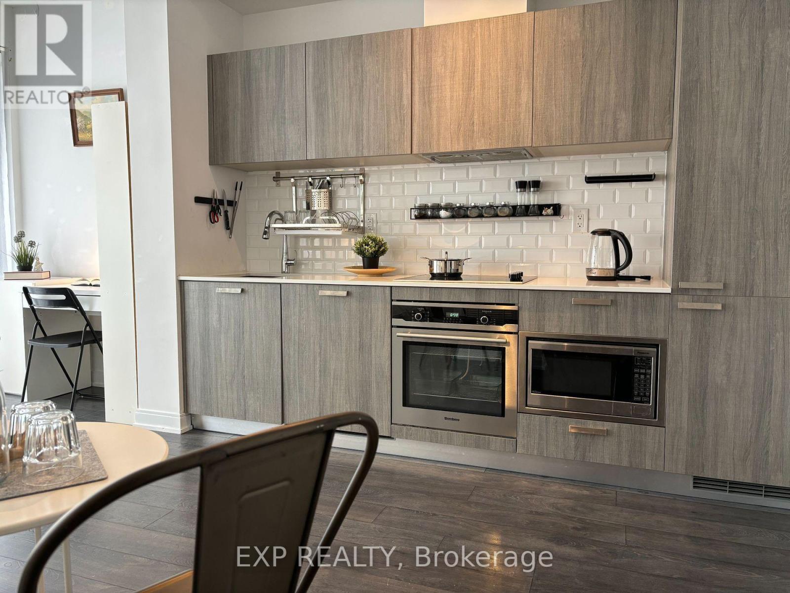 Photo 13 of 4410 50 Charles Street E, Toronto ON