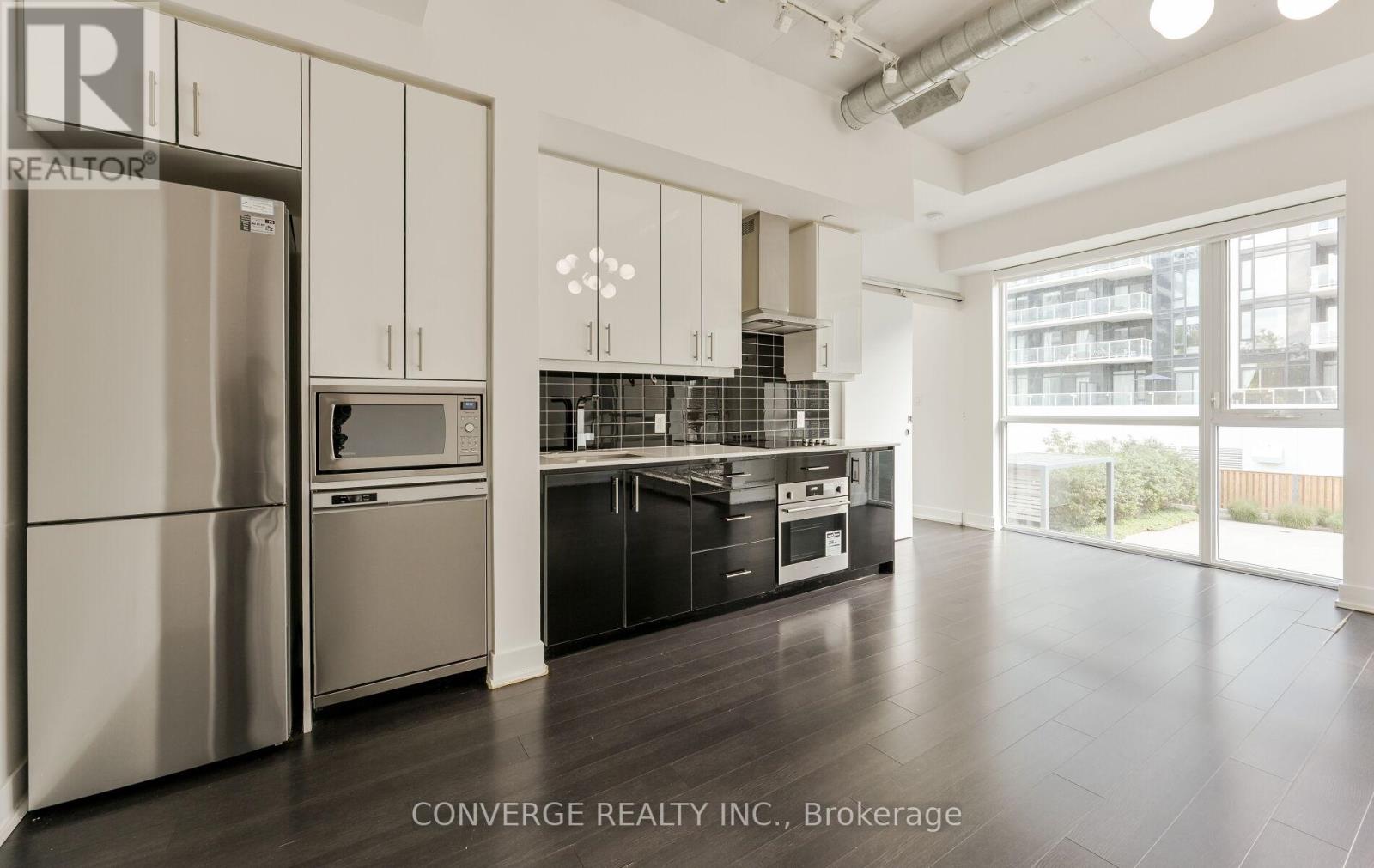 Photo 7 of 203 75 The Donway W, Toronto ON