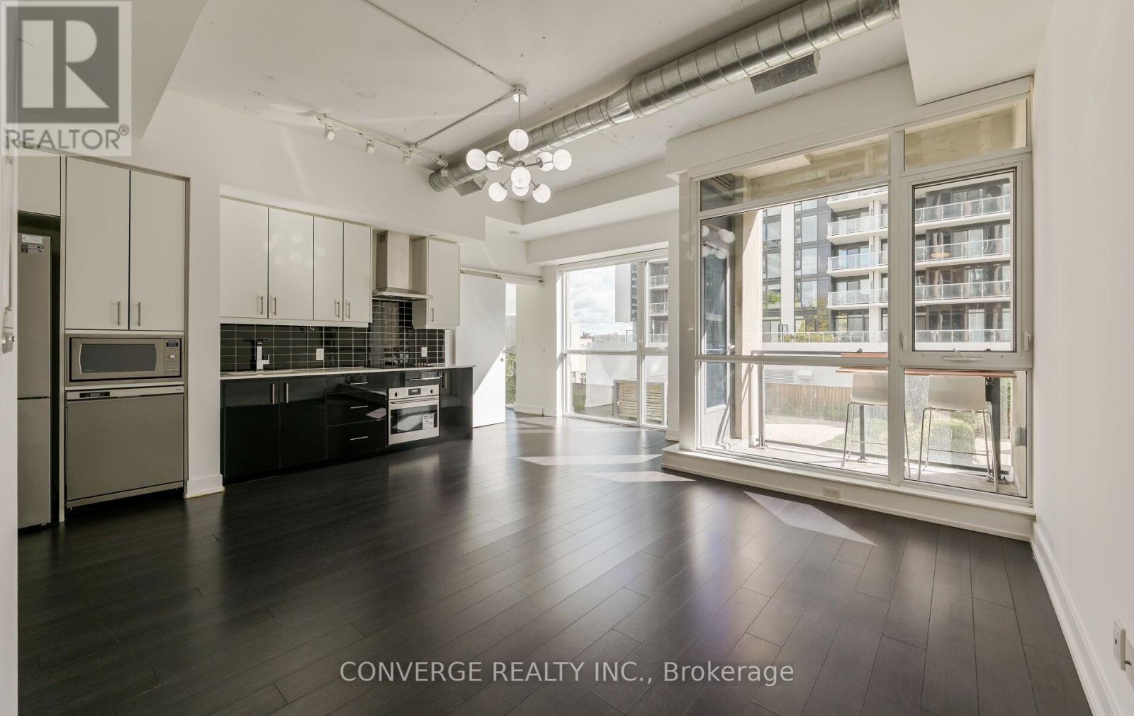 Photo 18 of 203 75 The Donway W, Toronto ON