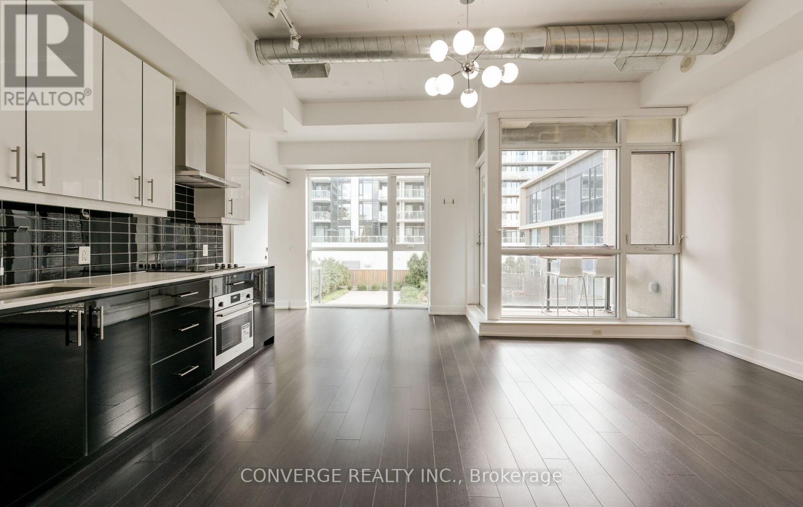 Photo 4 of 203 75 The Donway W, Toronto ON